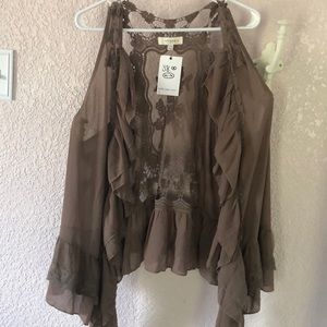 Umgee Ruffle lace vest